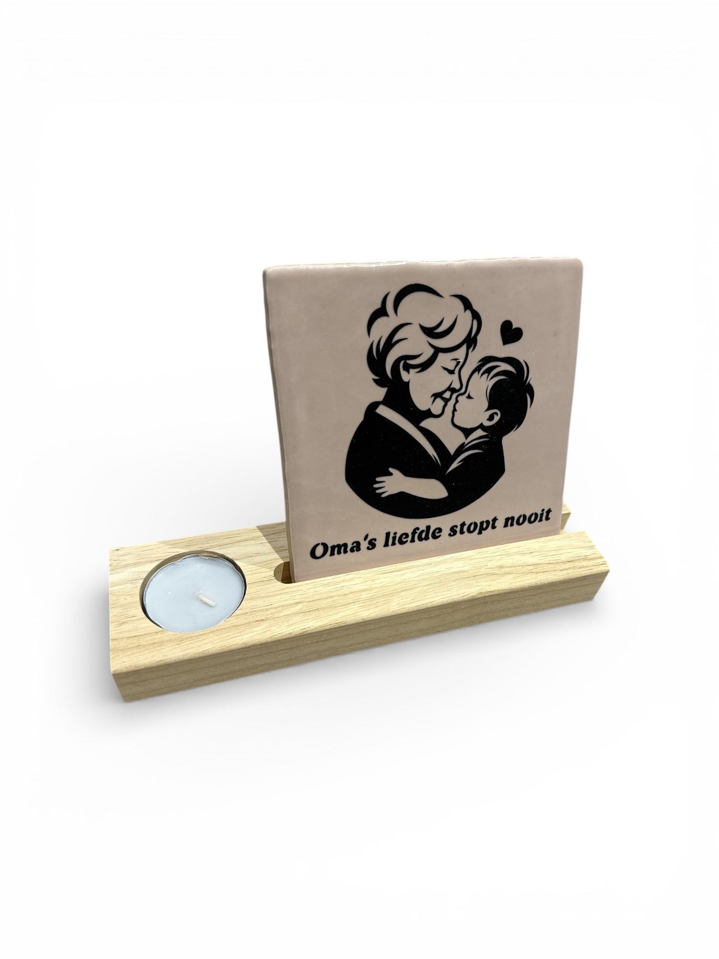 TEGEL Oma's liefde stopt nooit - met houten staander
