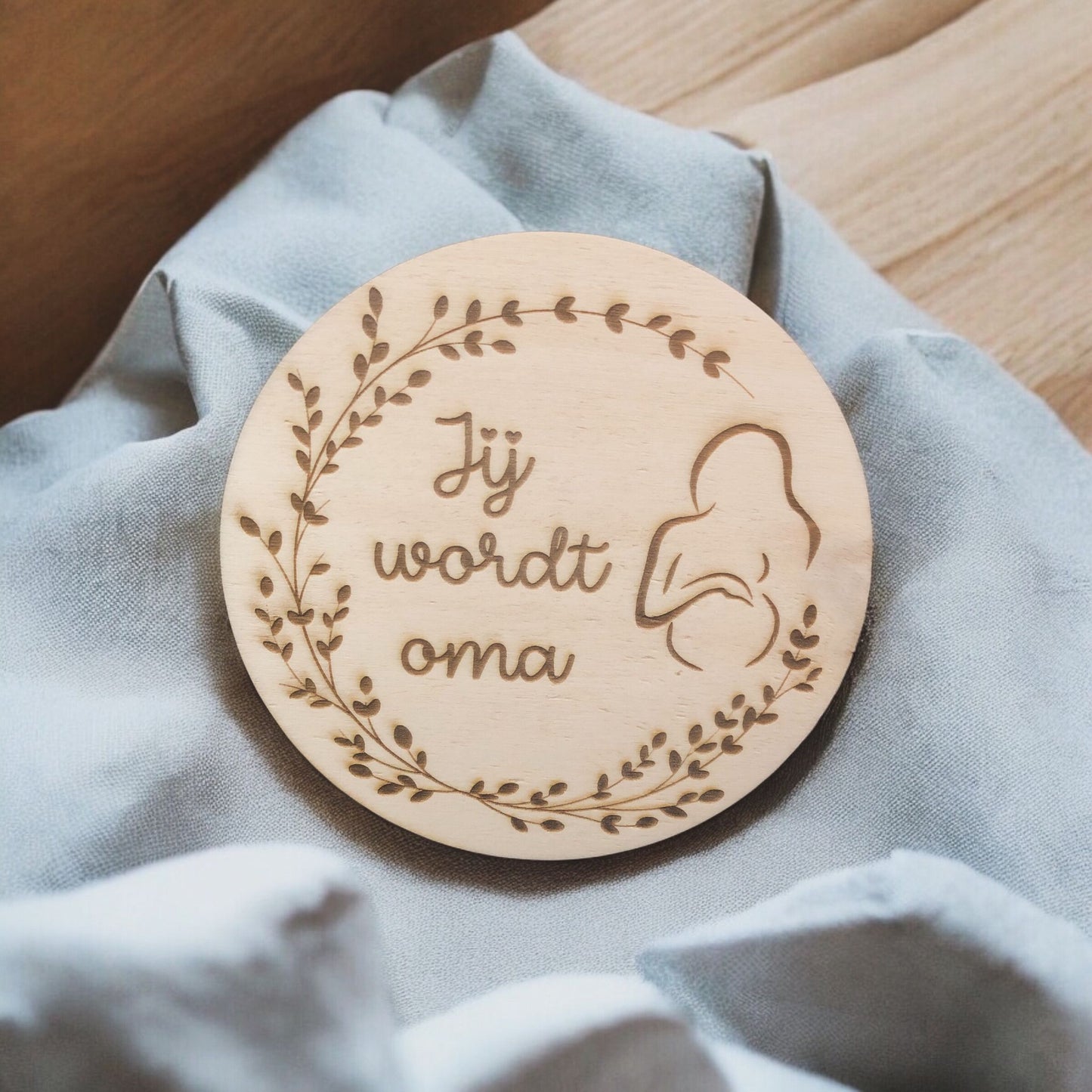Houten aankondiging - Zwangere vrouw